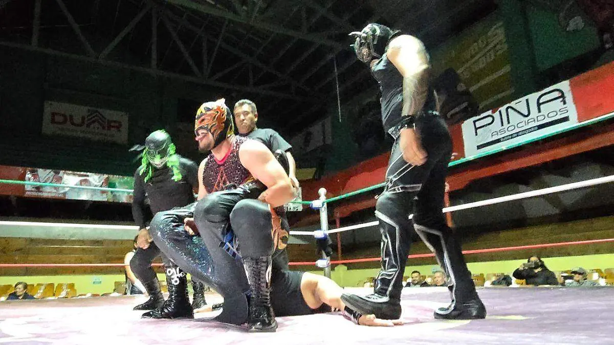 LUCHAS
