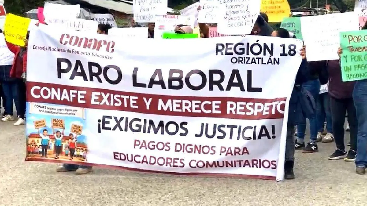 CONAFE ORIZATLÁN PROTESTA