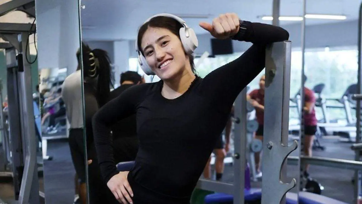 ZELTZIN HERNÁNDEZ LUCHA OLÍMPICA