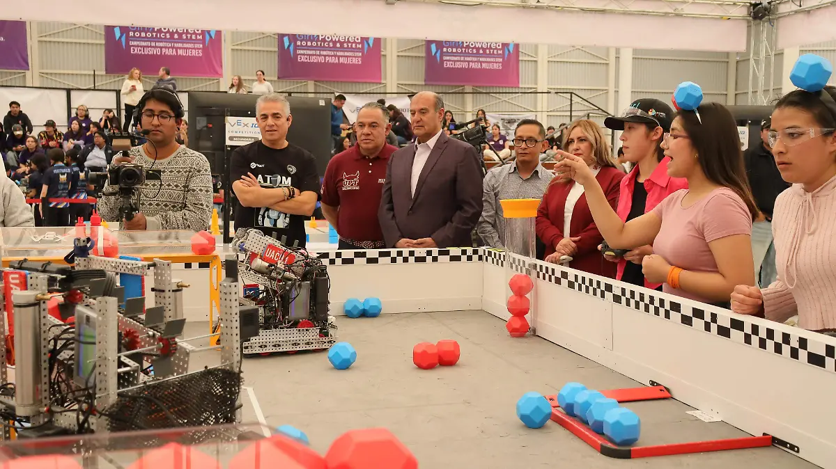 Talento hidalguense avanza al Nacional de Robótica VEX-STEM (1)