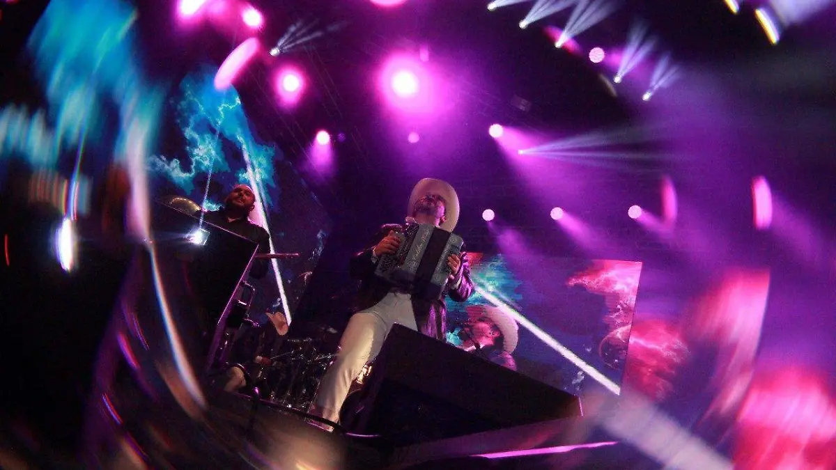 482013718_961940426116915_5901411743355395052_n