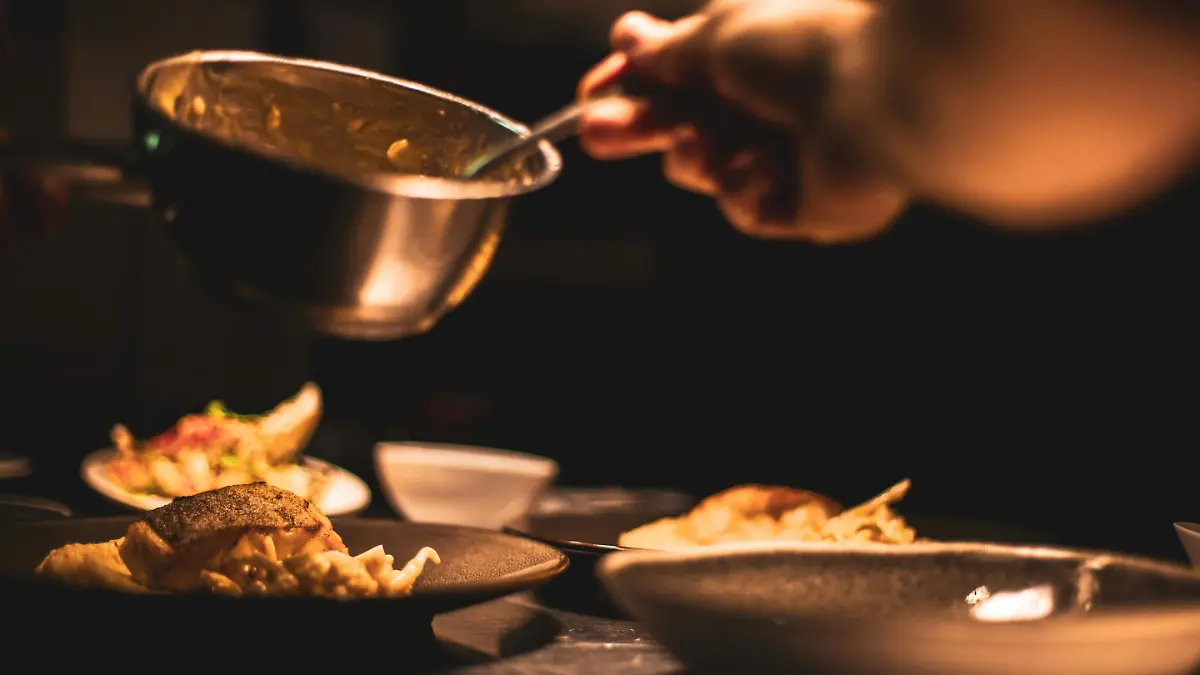 pexels-yente-van-eynde-1263034-2403392