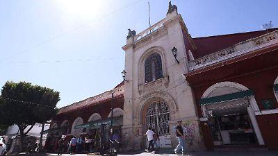 Mercado Barreteros: Comerciantes expresan preocupación por durabilidad del piso tras remodelación