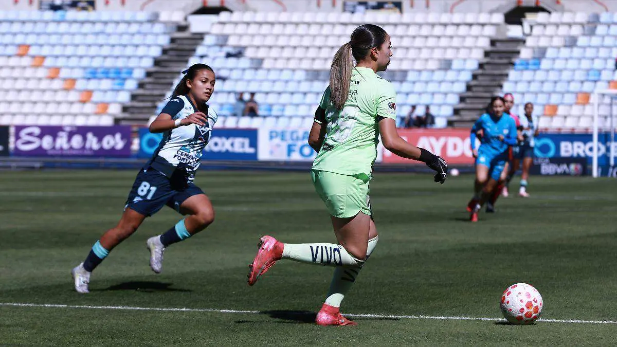 BIANKA ARREDONDO CLUB PACHUCA FEMENIL SUB 19