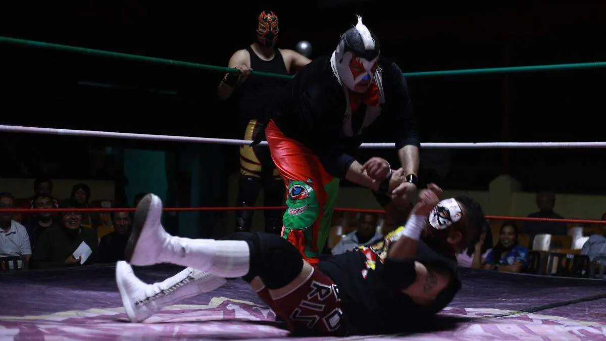 HENRY LUCHA LIBRE ARENA AFICIÓN
