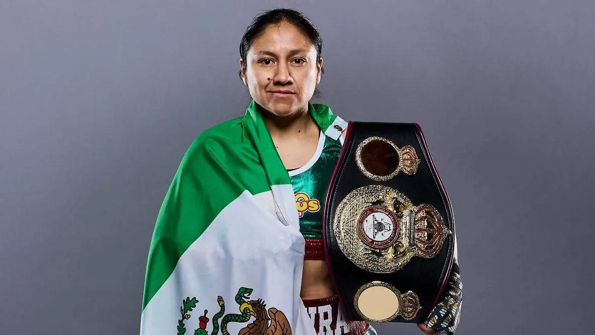 MAYELLY FLORES ROSQUERO BOXEADORA HIDALGUENSE