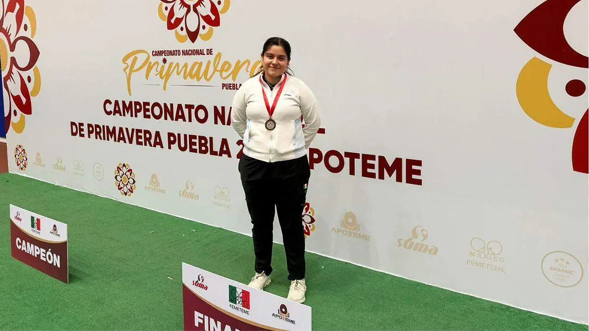 XIMENA FIGUEROA TENIS DE MESA