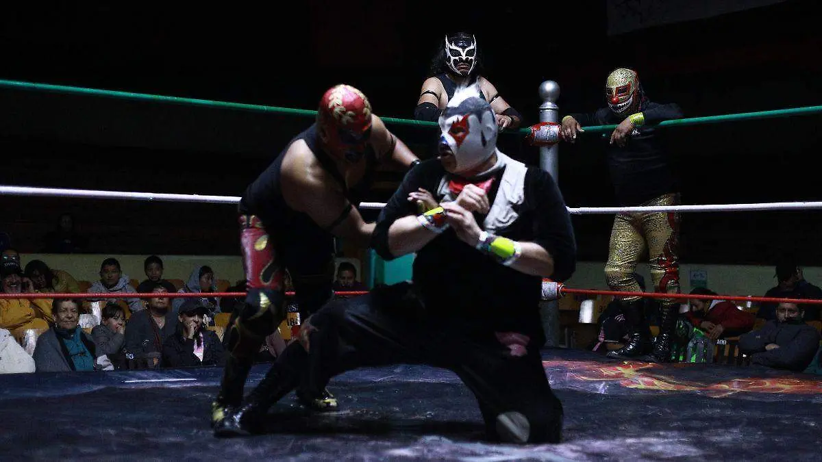 LUCHA LIBRE HENRY PAYASOS DEL MAL