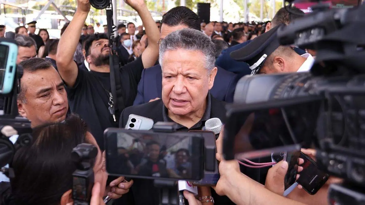72121