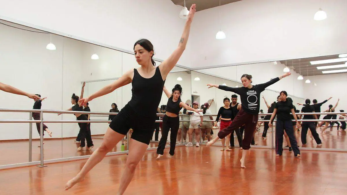 DANZA07 CUE