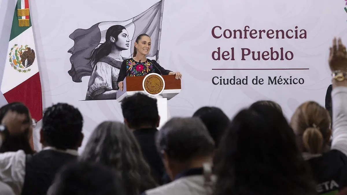 2026-05-14_Conferencia_de_prensa_matutina_-_Palacio_Nacional_05_JCB