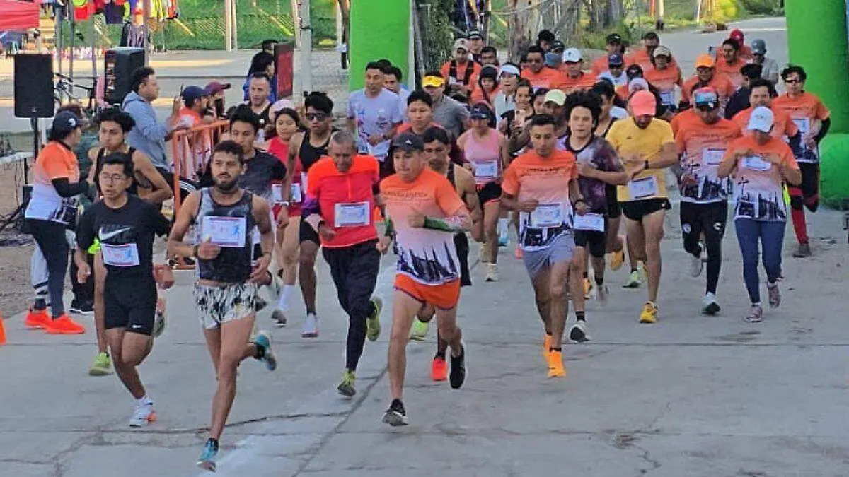 CARRERA ATLÉTICA EN EL TEZONTLE POR UNA MEJOR SALUD