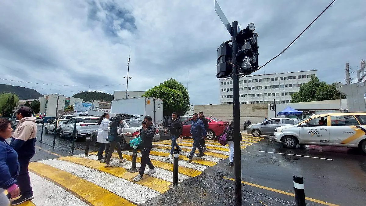 POSTES F EDUARDO DE LA VEGA (3)