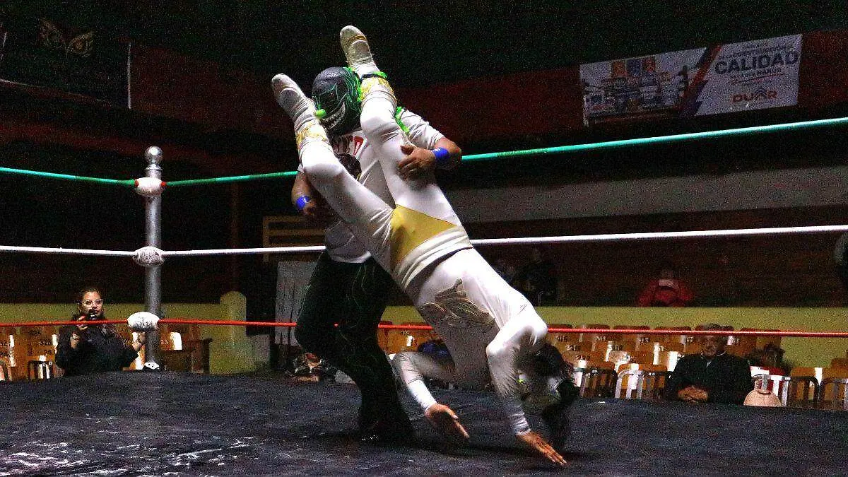 LUCHAS