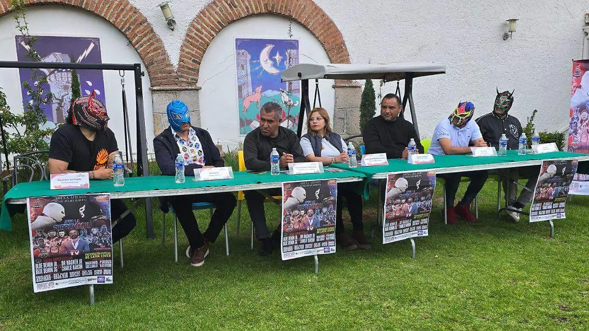 LUCHAS