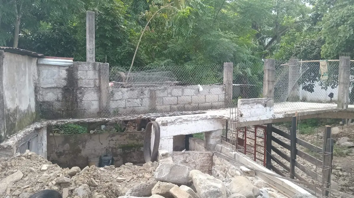 DISPUTA TERRENO 1