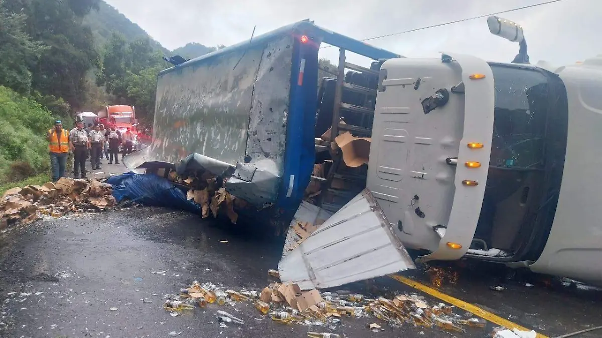 CAMIÓN BLOQUEA 1