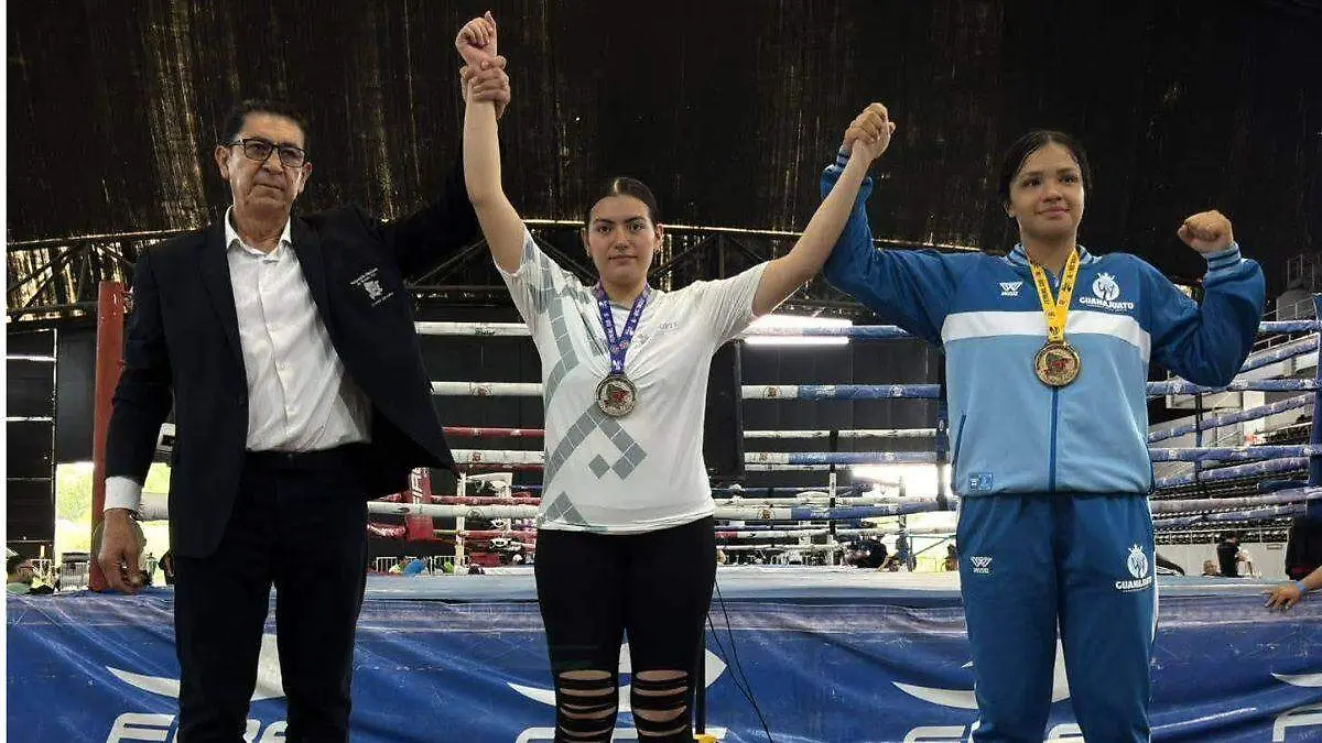 KARLA MACÍAS BOX
