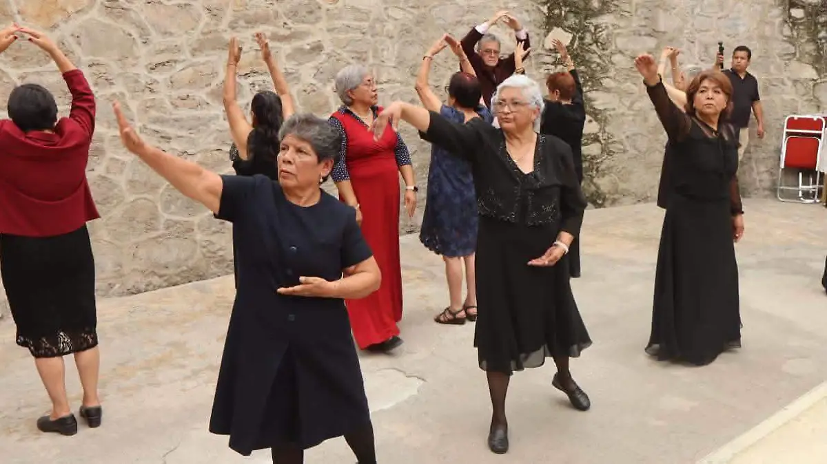CASAS DE DIA ADULTOS BLANCA UNO