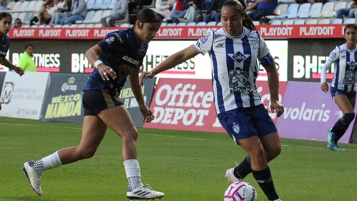 TUZAS CHARLYN CORRAL