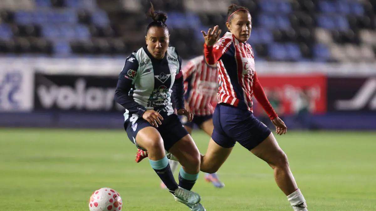 TUZAS VS CHIVAS