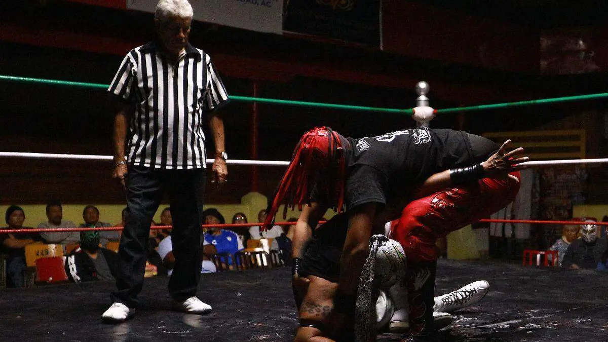LUCHA LIBRE