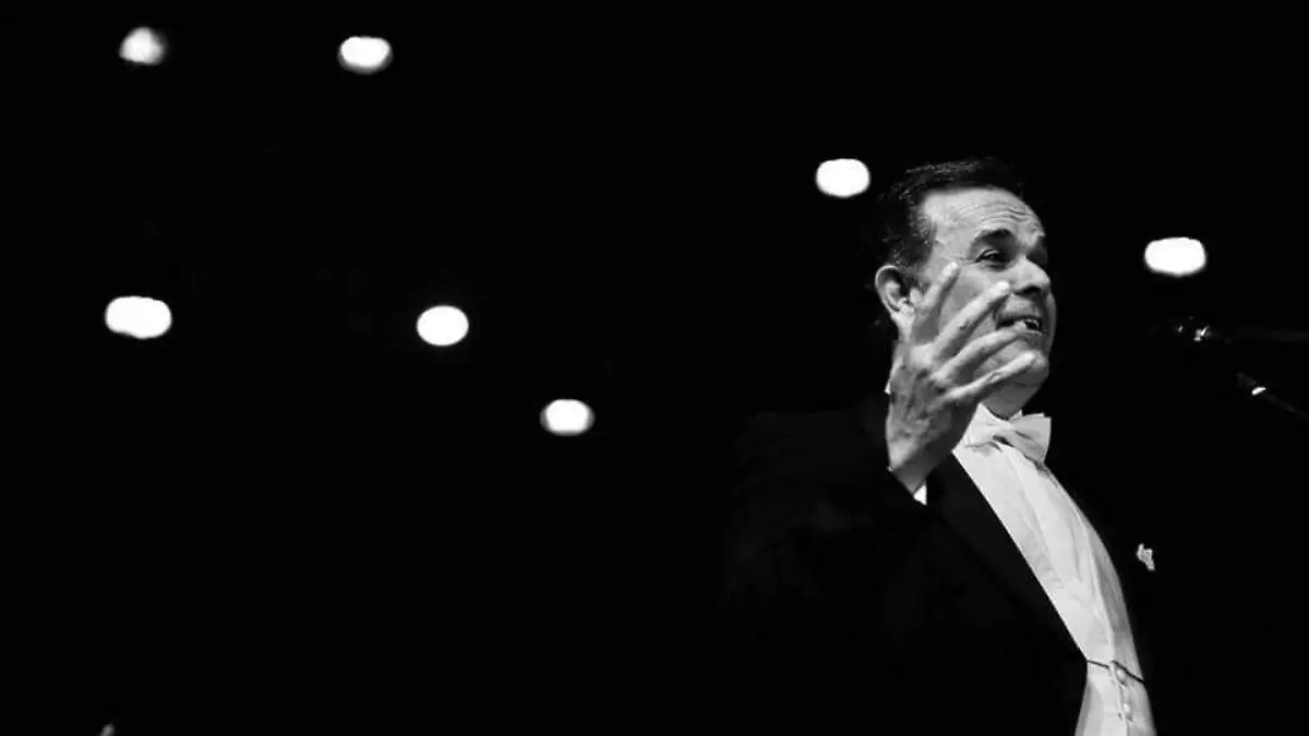 Se presentara en concierto el tenor Fernando de la Mora y Rodrigo de la Cadena en Irapuato