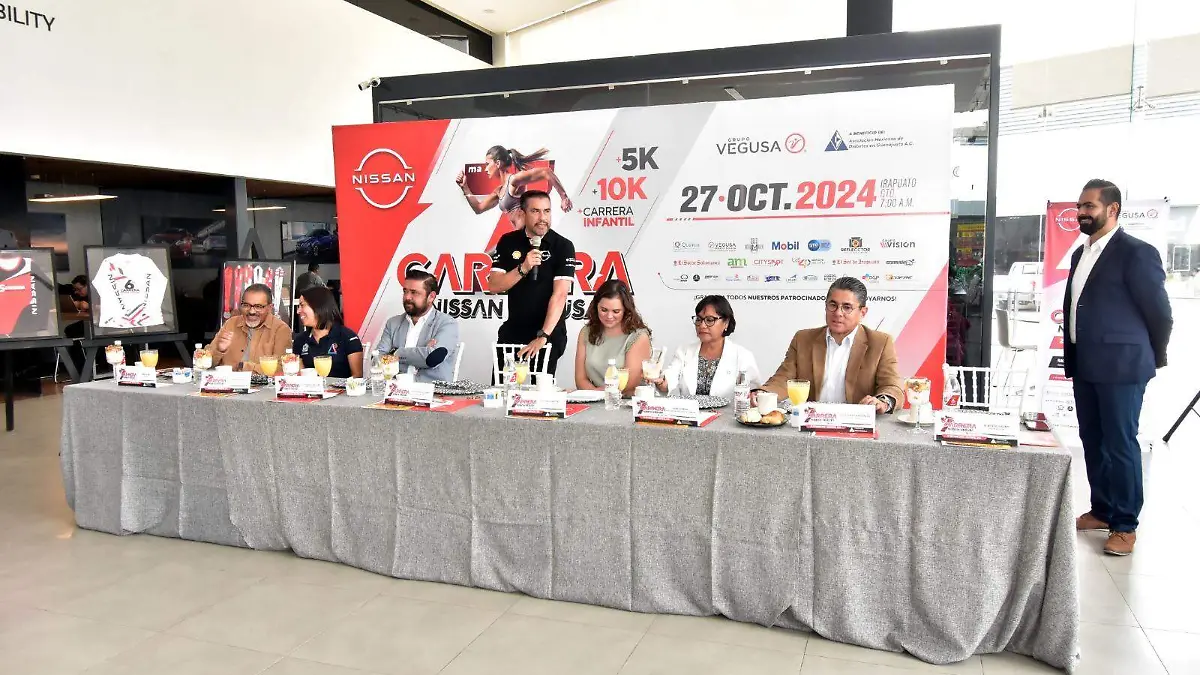 Presentan la carrera Nissan Vagusa (3)