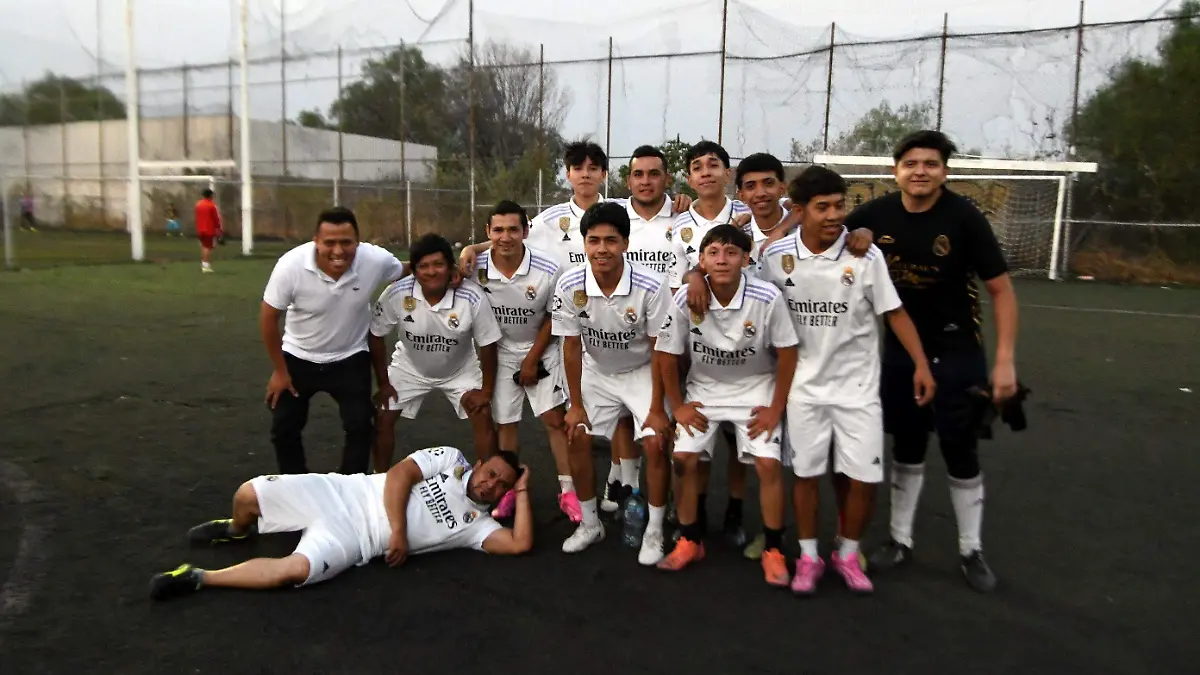 DEPORTIVO COBOS