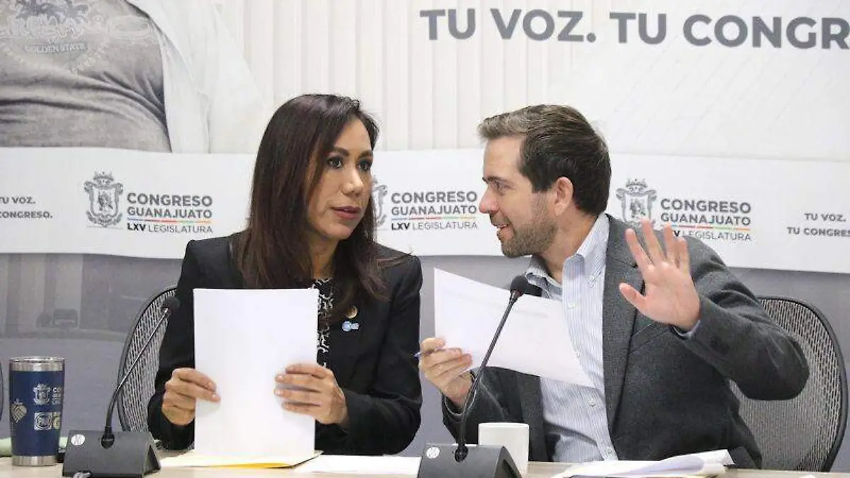 MASCULINIDADES POSITIVAS ES PARA ELIMINAR EL CONCEPTO DE MANDILON (1)