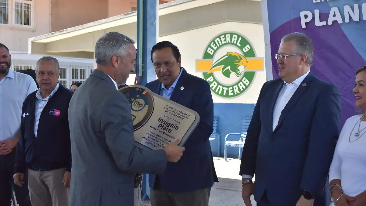 911b169b-2663-4d05-aa80-b4175822265c