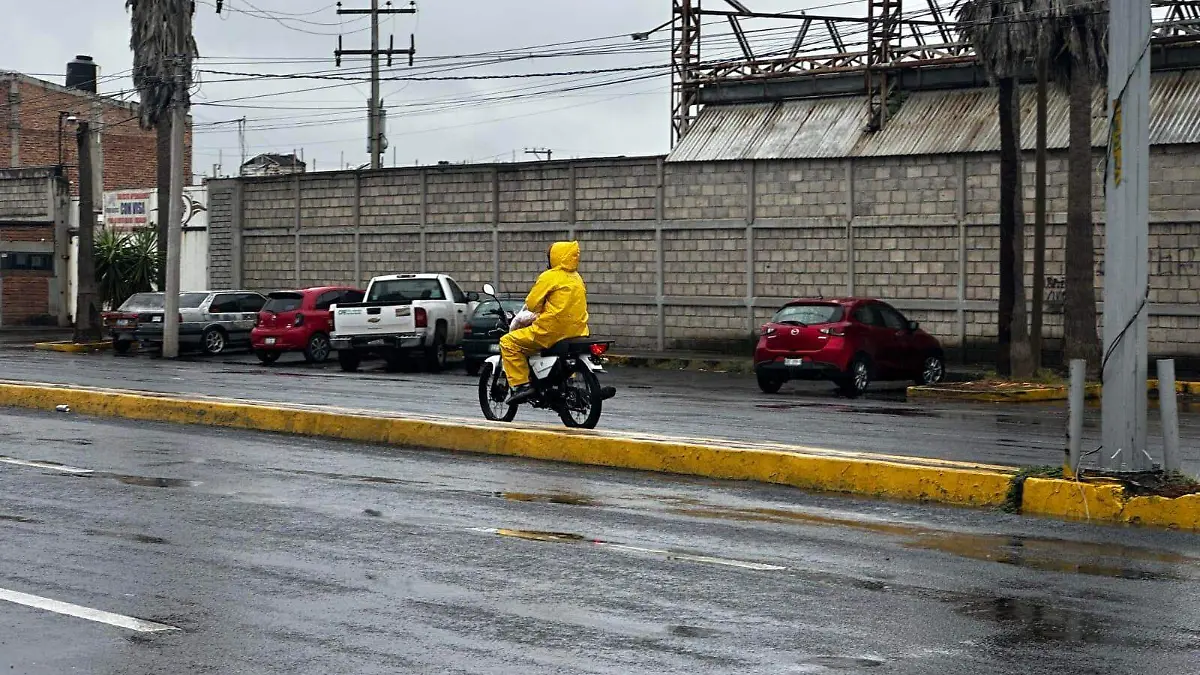Amanece Irapuato con lluvia ligera (1)