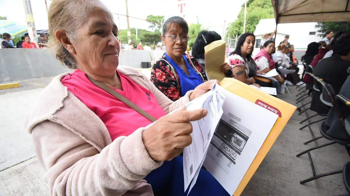 Comienzan inscripciones para Pensión Mujeres Bienestar en Irapuato  (5)