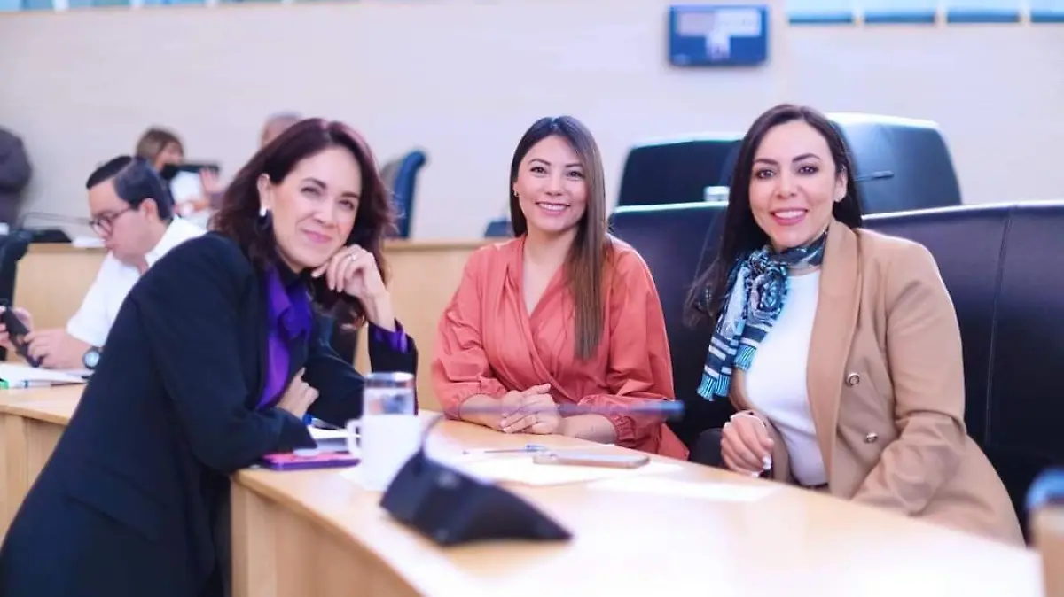 VISILIZAR VIOLENCIA CONTRA MUJERES POR SU ORIENTACIÓN SEXUAL(2)