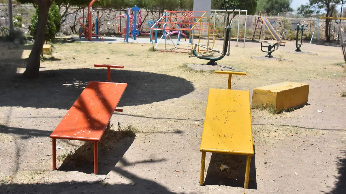 Recibieron-herramientas-1-okokok