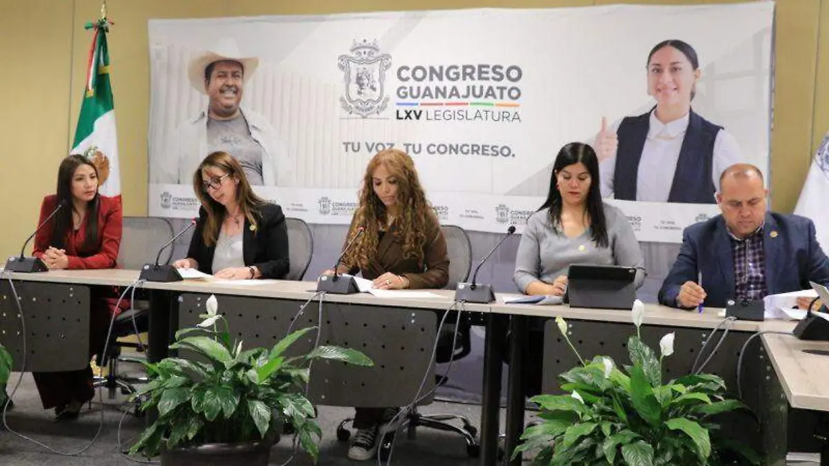 REALIZARÁN FORO BINACIONAL MIGRANTE EN EL CONGRESO DE GUANAJUATO(2)