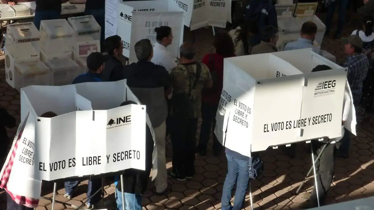  los-jóvenes-salgan-a-votar  (1)