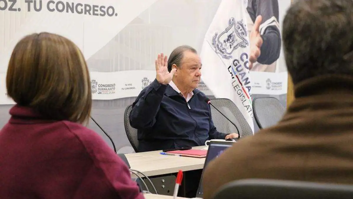 AVANZA INICIATIVA EN MATERIA DE APOYO A LOS ADULTOS MAYORES2