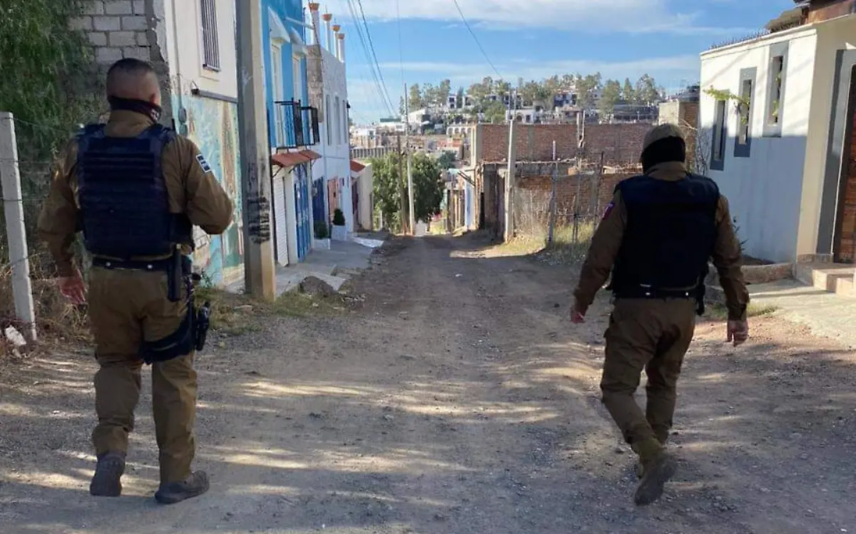 GUANAJUATO – CIUDADANOS SE COMPROMETEN EN CUIDAR LAS ESCUELAS EN VACACIONES1
