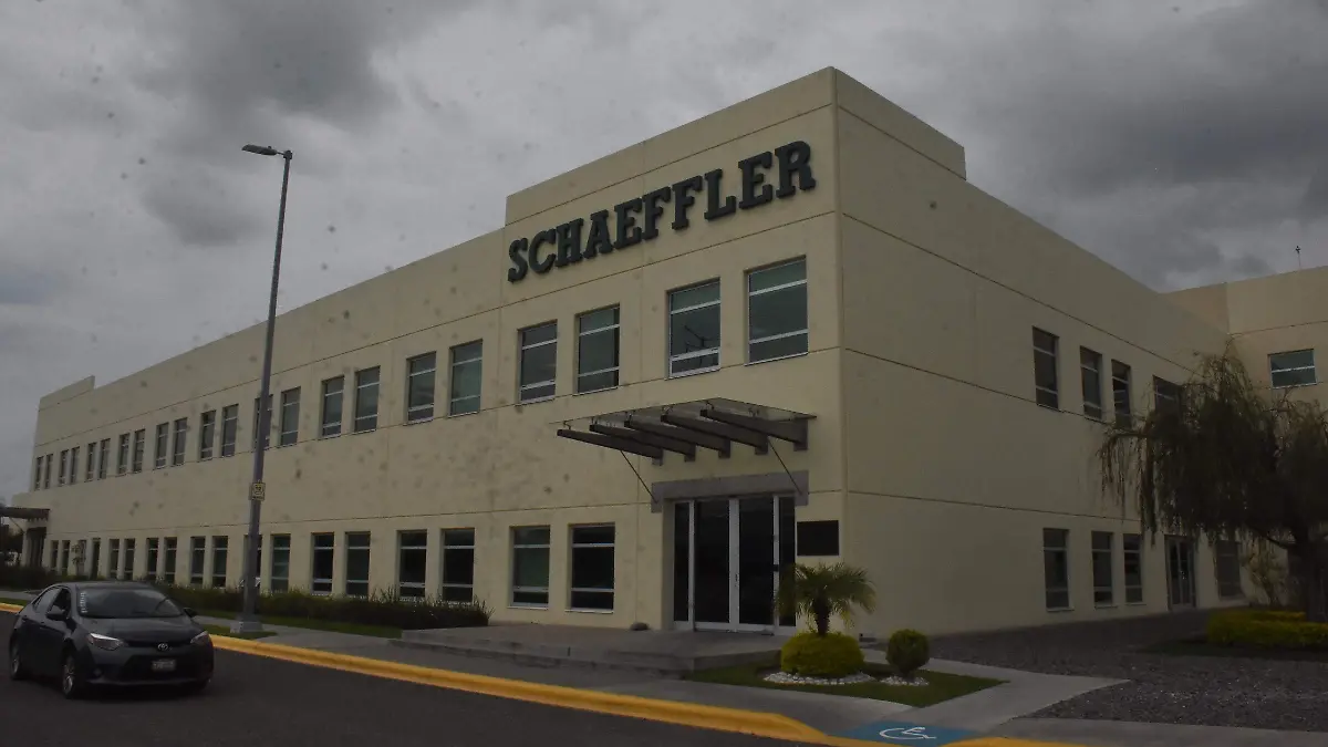 La-empresa-de-autopartes-4-okokok