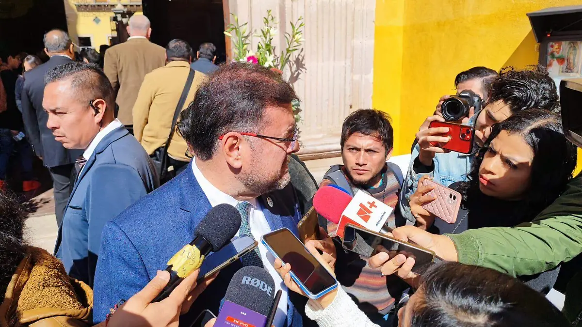 APOYARAN A FAMILIAS DE JOVENES ASESINADOS EN SALVATIERRA A TRAVES DEL FONDO A VICTIMAS (2)