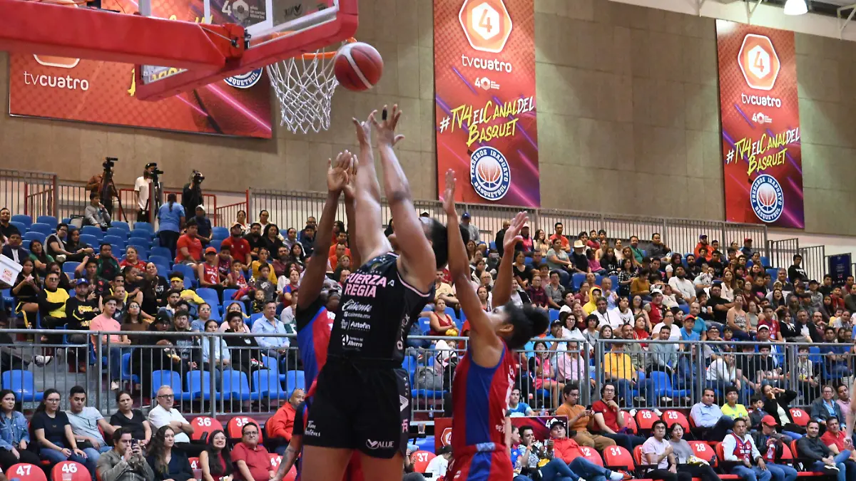 BASQUETBOL FEMENIL