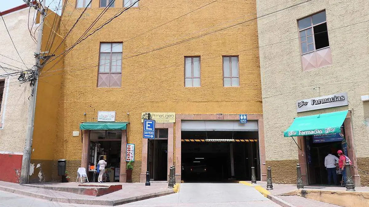 CONSTRUCCION DE NUEVAS OFICINAS ESTATALES BENEFICIARA A PENSIONADOS (2)