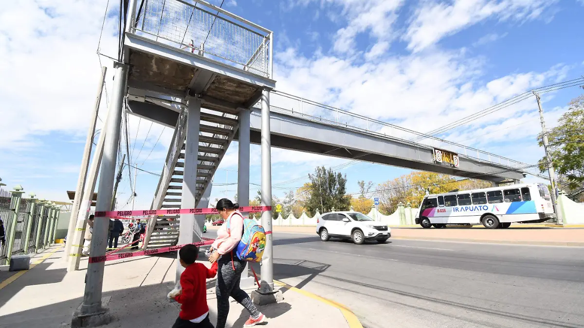 PUENTE Y ING. VENEGAS (2)