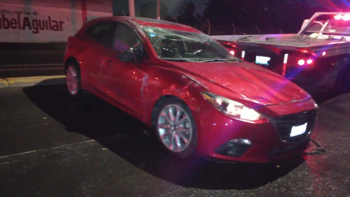 Vuelca-automovilista  (1)