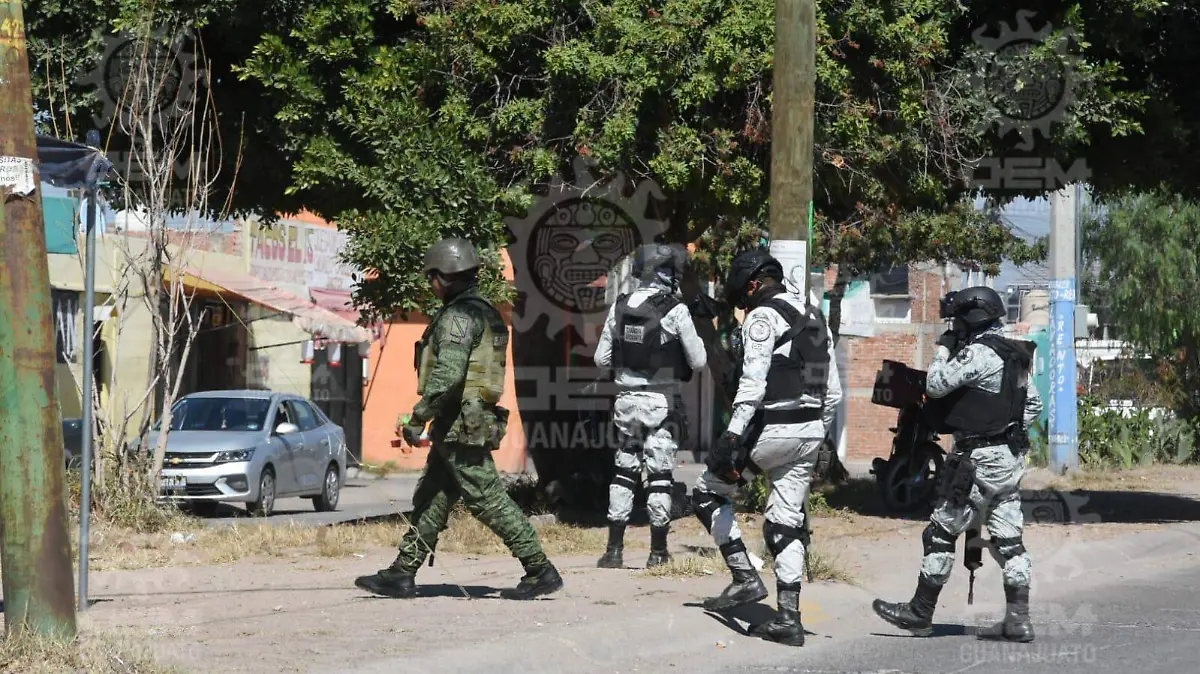 Operativo-ministerial-en-Irapuato (1)