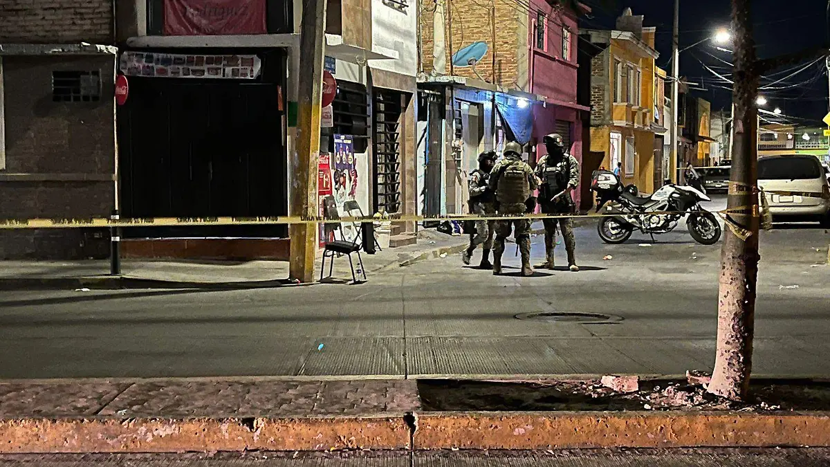 8b2c12c7-04b6-4ea3-ae3f-317e83059ceb