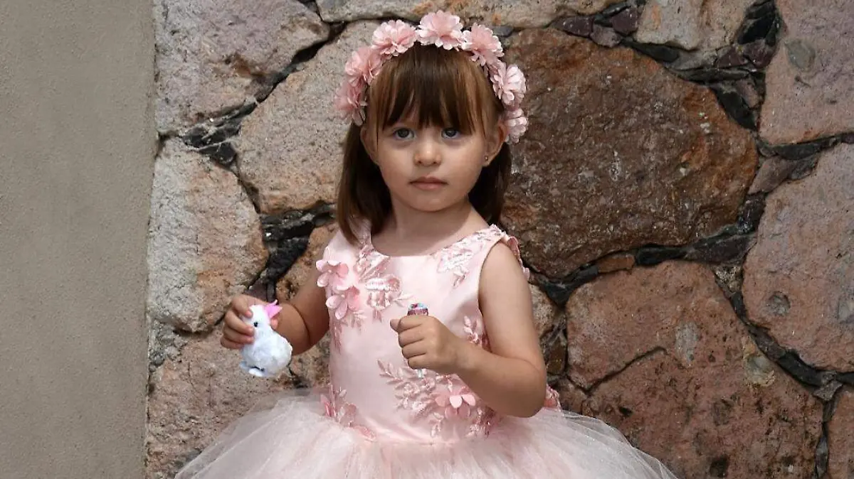 5c02e3d1-275b-438e-8639-c0b641282e8f