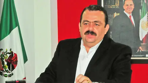 Edgar Veytia  