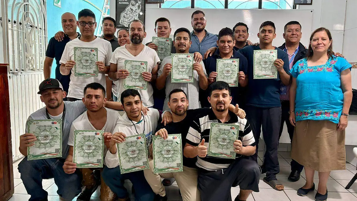 Capacita el IECA a 115 jóvenes residentes de cinco anexos en Irapuato (3)